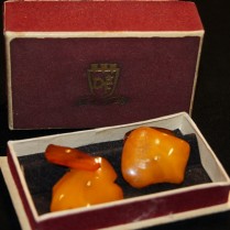 Vintage amber cufflinks in box